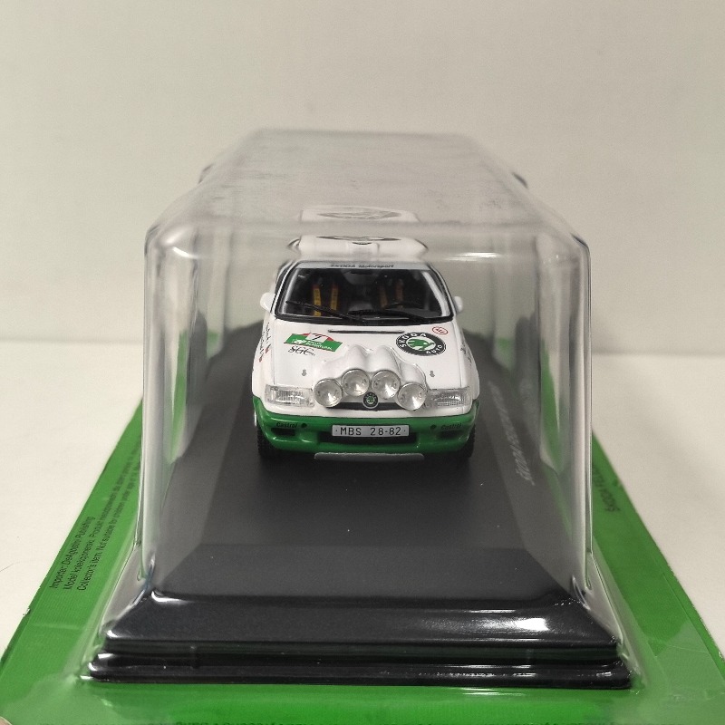 Diecast IXO 1:43 Maßstab SKODA – Model Kit Car Bewertung und Preis