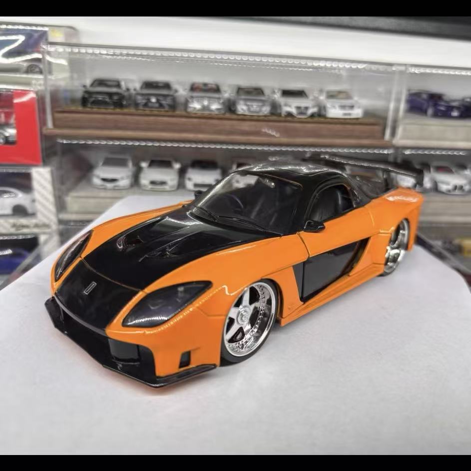 JADA 1:24 Tokyo Drift Han RX7  – Model Kit Mustang Bewertung und Preis